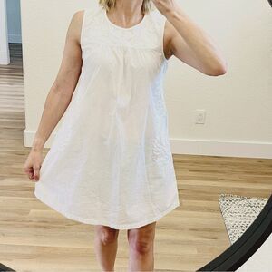 Sister Mary Georgia Sleeveless Embroidered Mini Dress in White size Small